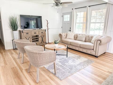 *NEW* CarrolltonGA*DISCOUNT*LUXURY* BIG backyard