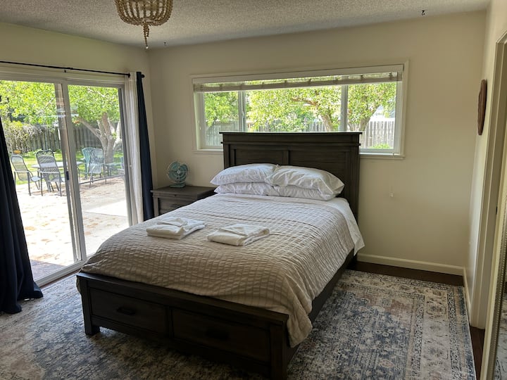 საძინებელი 1