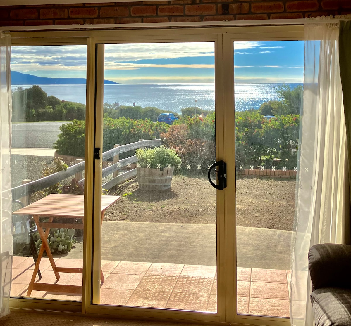 Successful Airbnb property: Waubs bay apartment in Bicheno