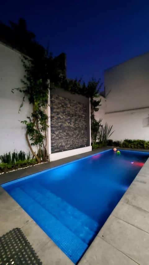Casa Turquesa, modern house with pool in Xalapa