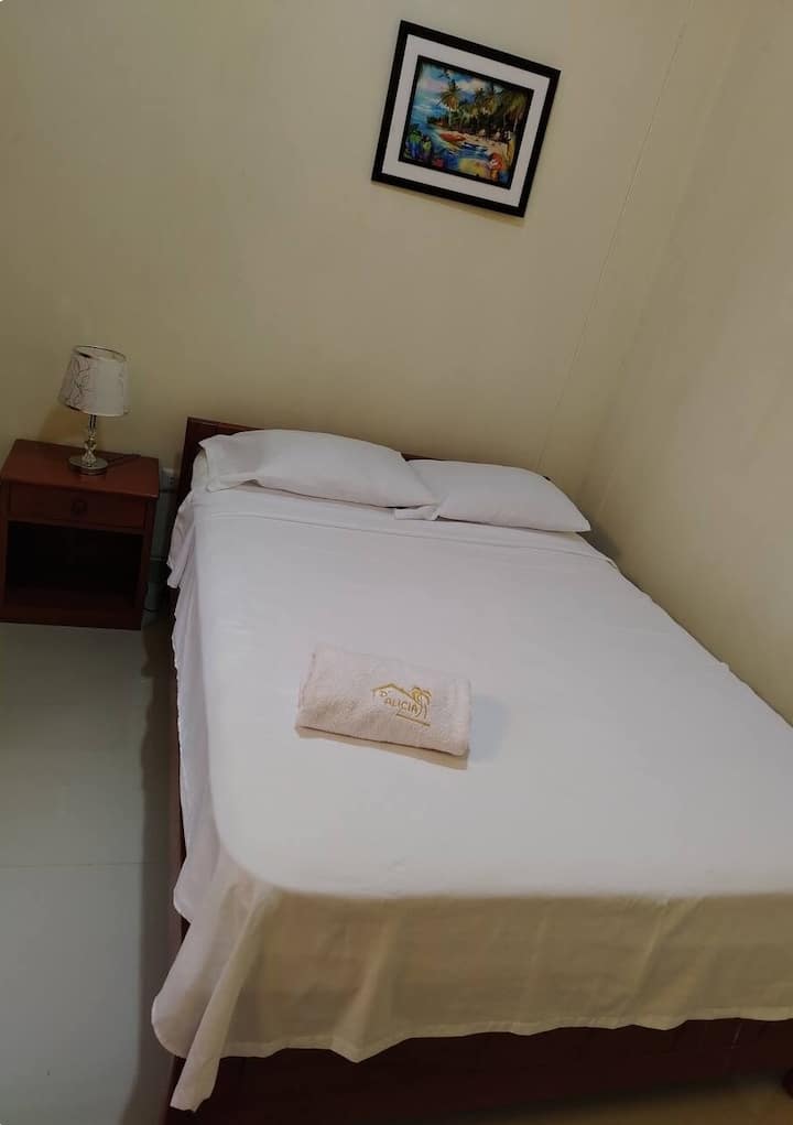 საძინებელი 1