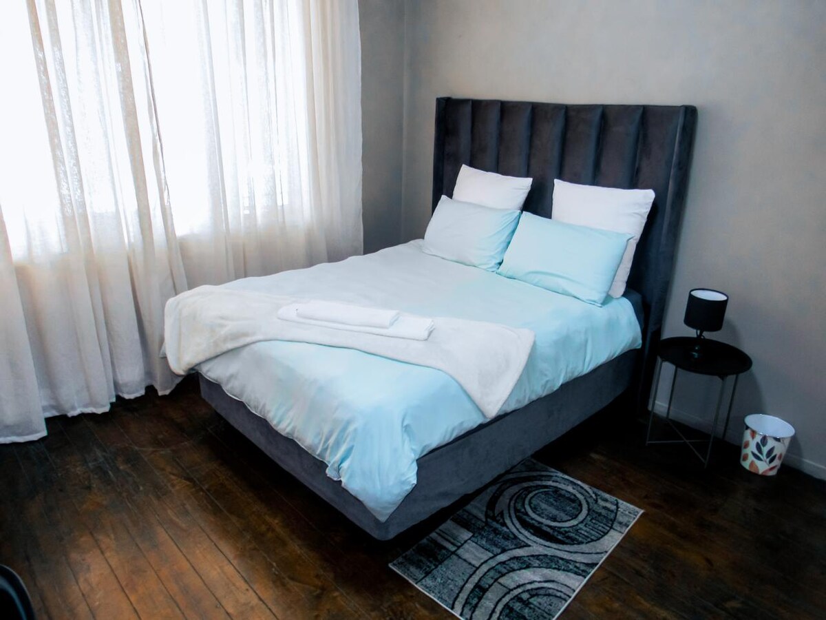 غرفة النوم 2