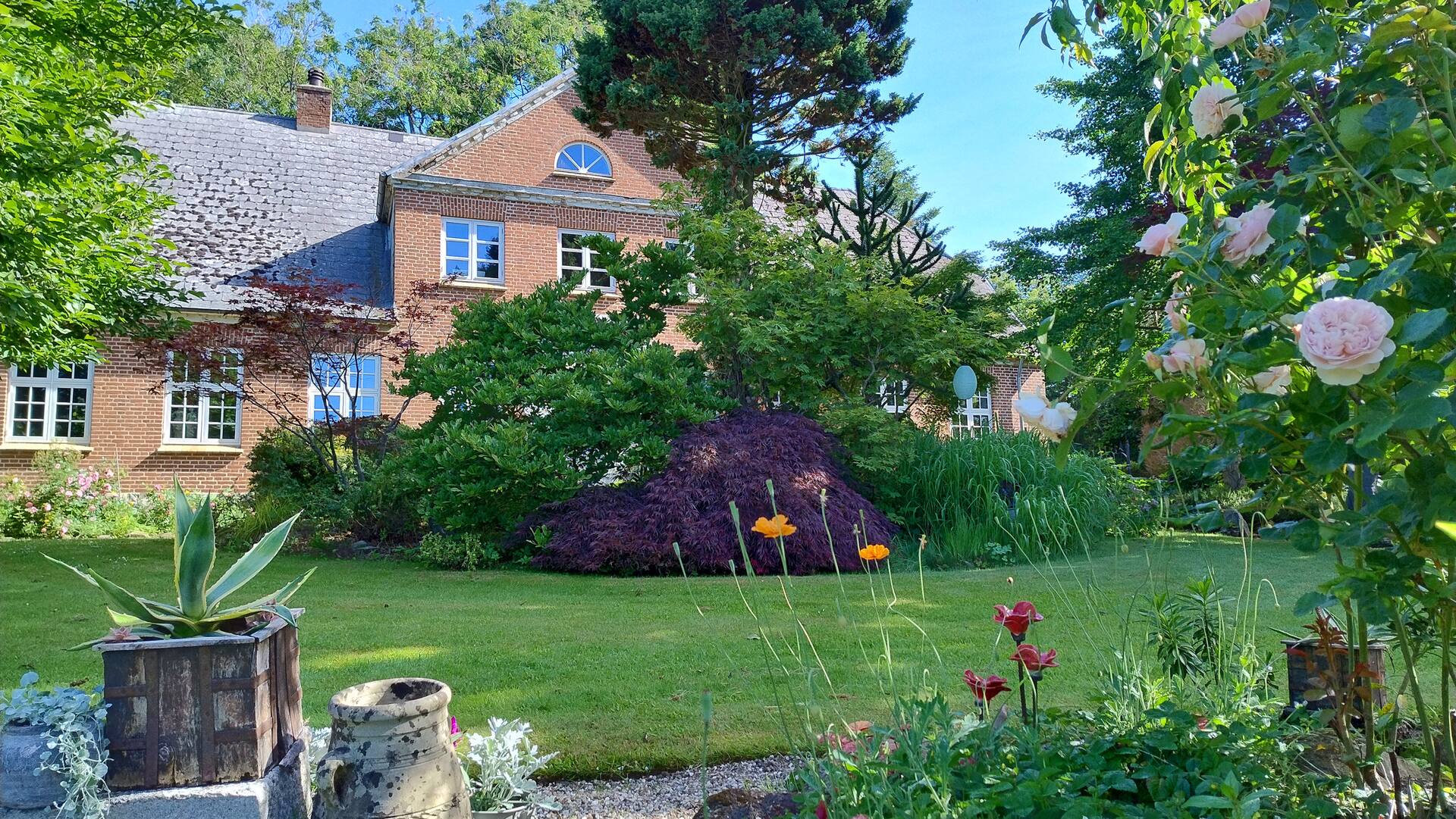 5-Star Spacious Family Oasis | 20 Min to Legoland