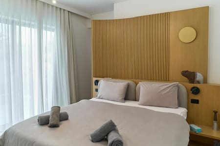 The Chic 2BR, Lakeview residence — 3