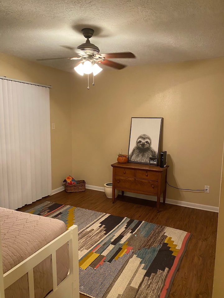 საძინებელი 4