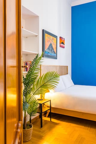 [Centrally Located By The Sea] Prestigious 200m² gallery image 4