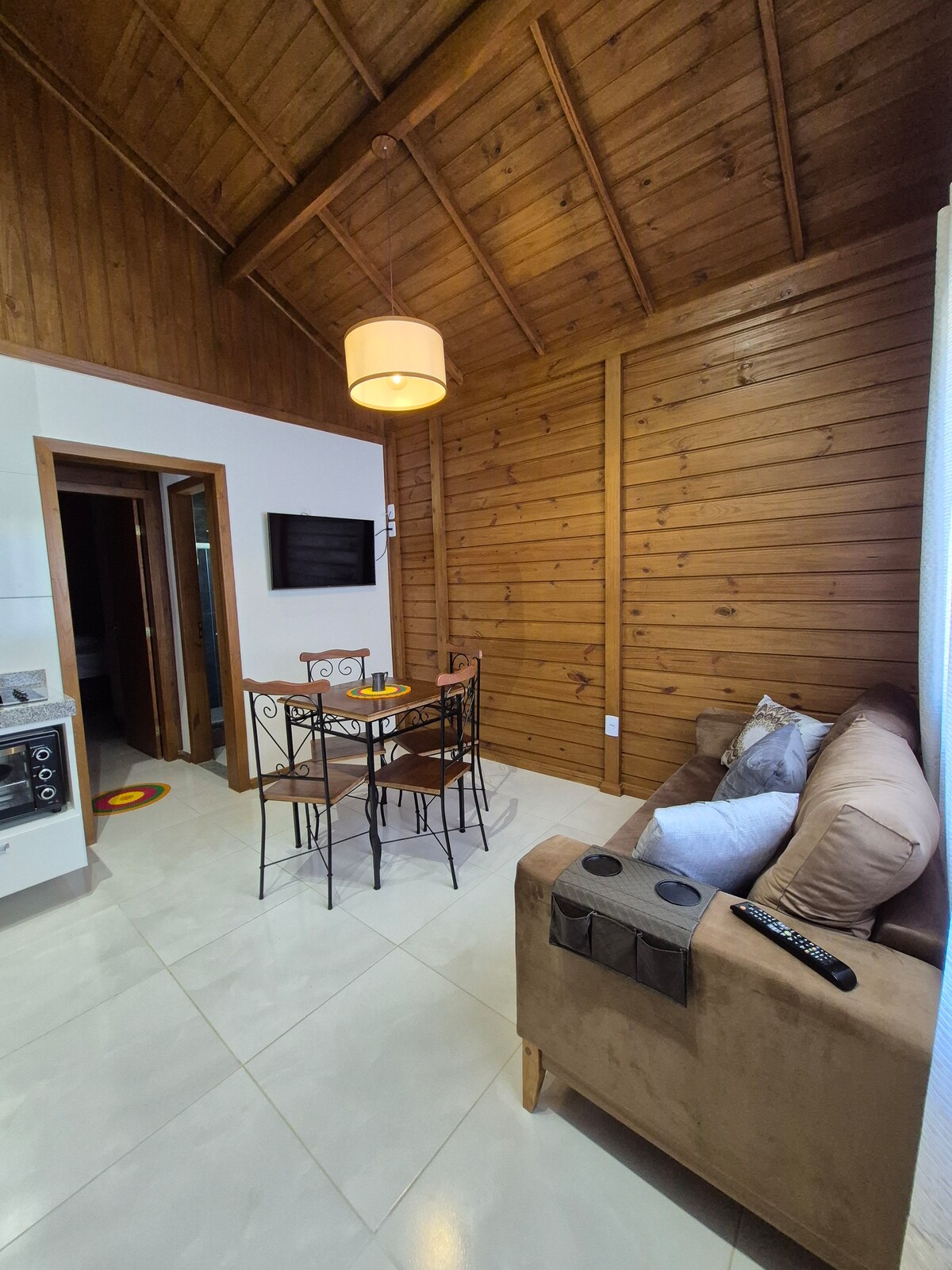 Airbnb em destaque: Casa De Madeira Santa Teresa em Santa Teresa