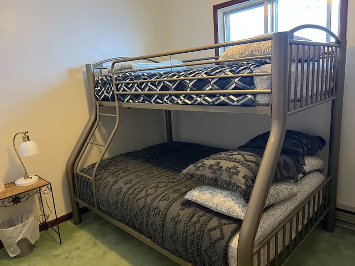 საძინებელი 3