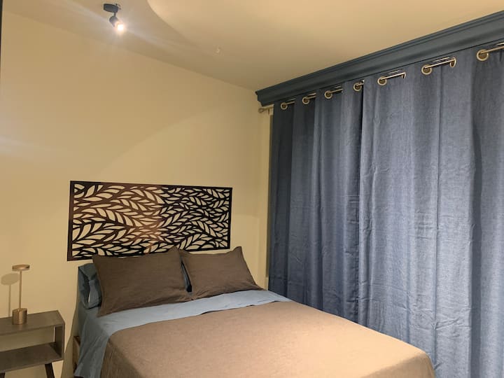 საძინებელი 1