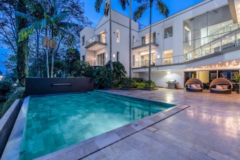 sunset mansion poblado basketball court soccer fie