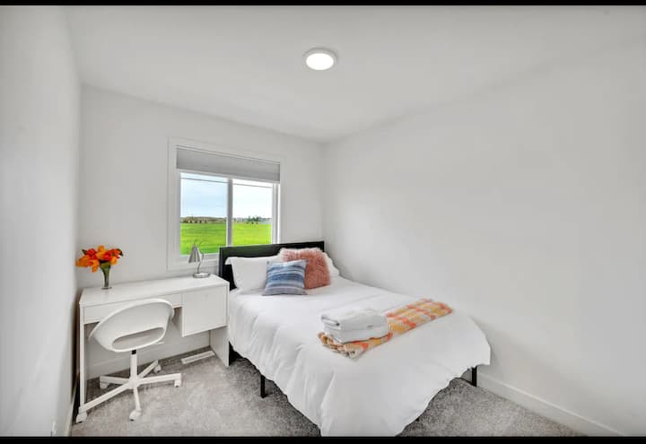 غرفة النوم 2