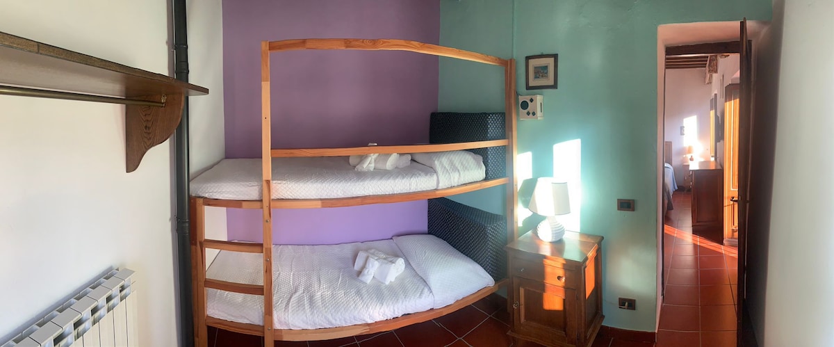 غرفة النوم 2