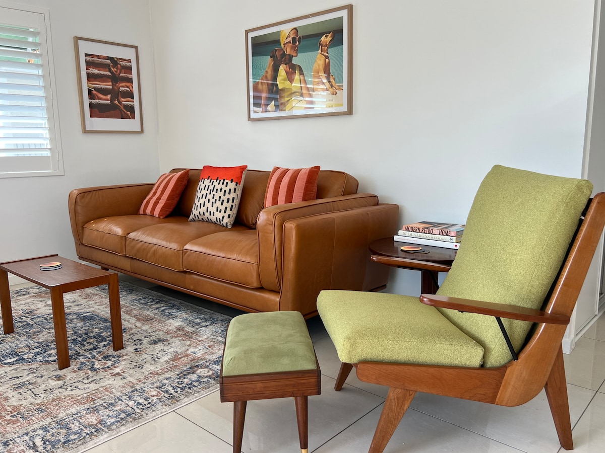 Successful Airbnb property: 100m to beach&restaurants - One Summers Day in Mooloolaba