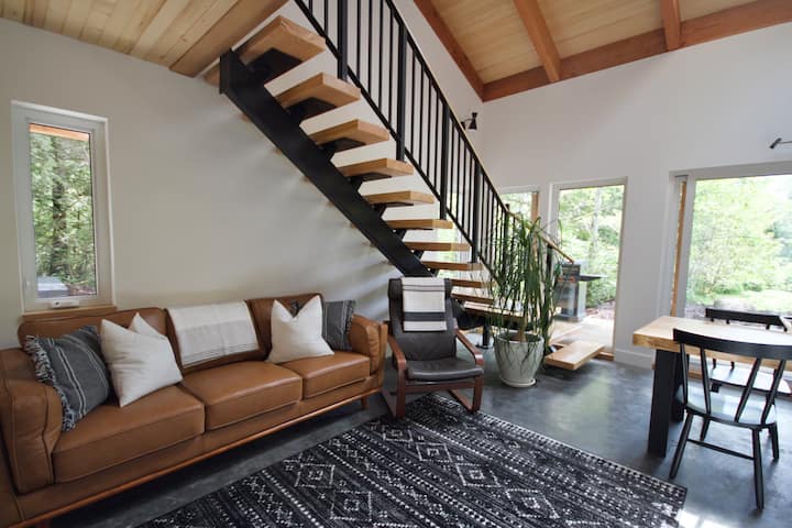 Tofino Forest Hideaway - Tofino