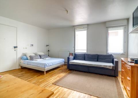 Quiet apartment 15 minutes from Paris