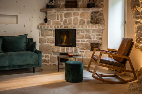 Successful Airbnb property: Villa Nika | Rustic Stone House with Heated Pool in Općina Dobrinj
