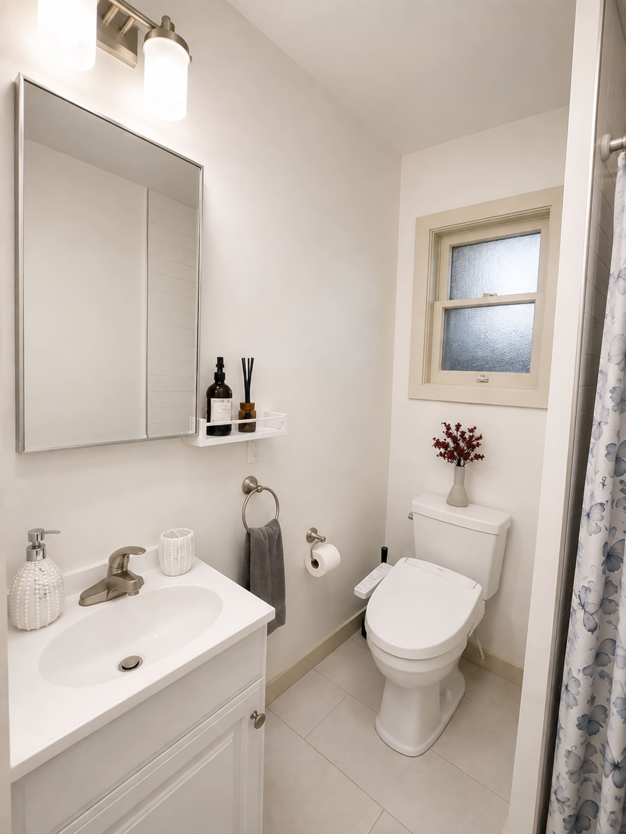 Cozy SF Escape with Ocean Views - Image 9