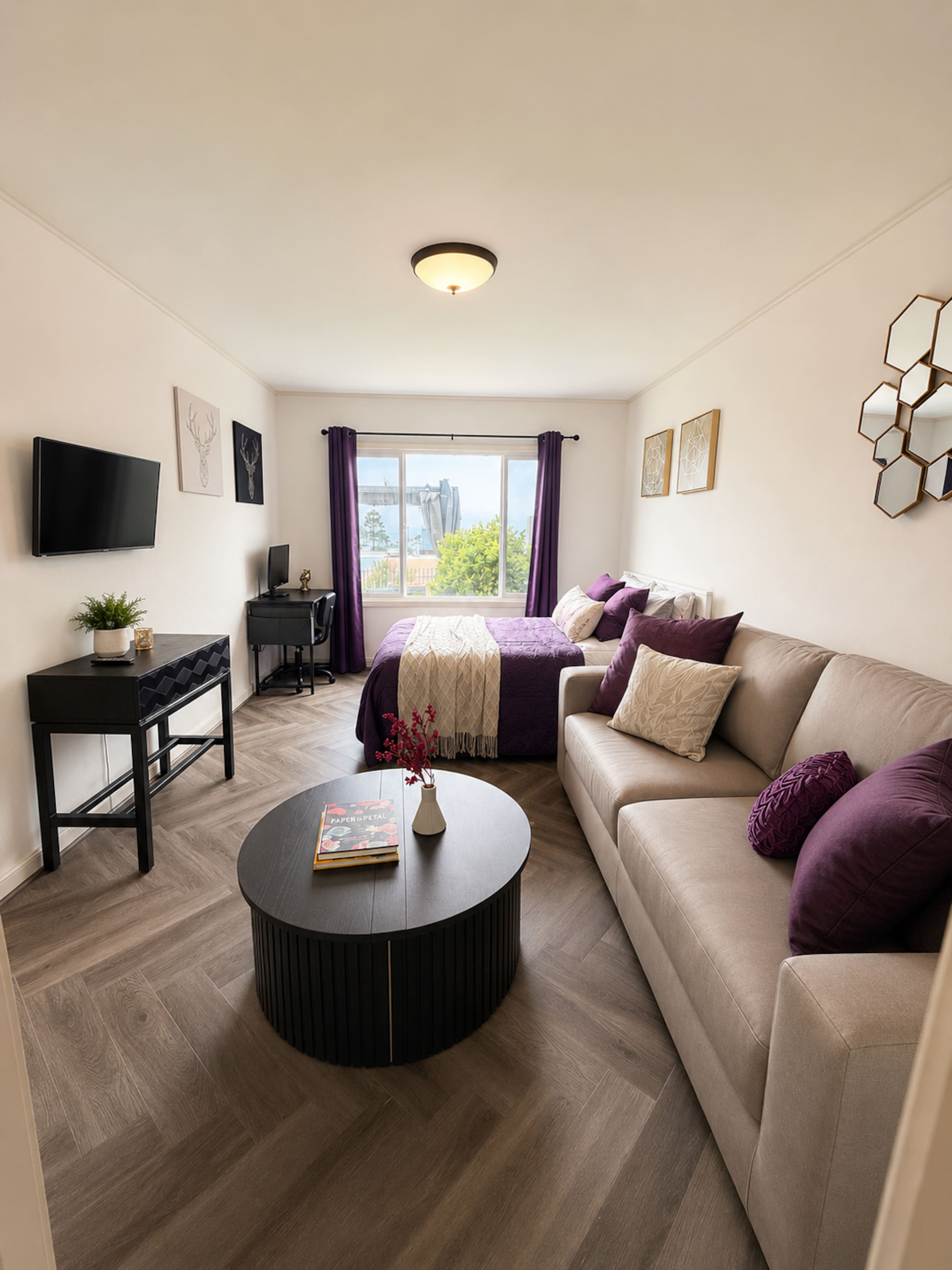 Cozy SF Escape with Ocean Views - Image 2