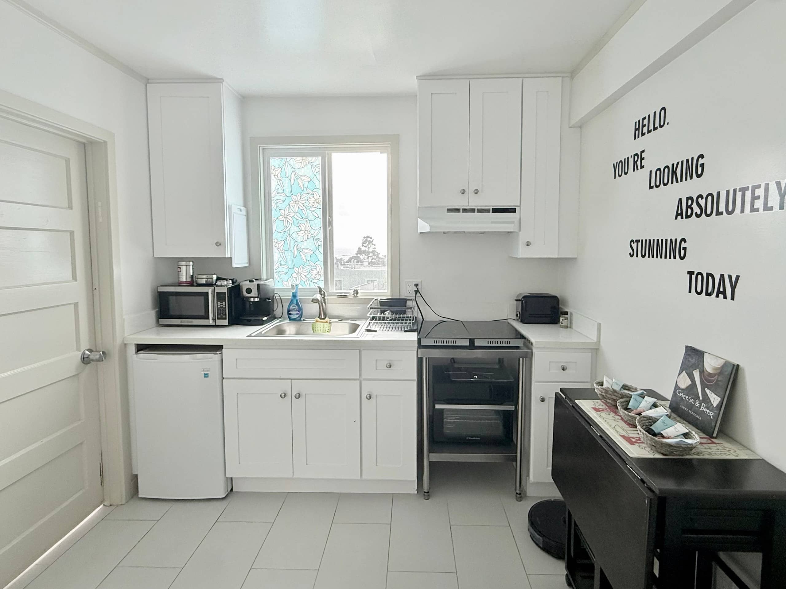 Cozy SF Escape with Ocean Views - Image 3