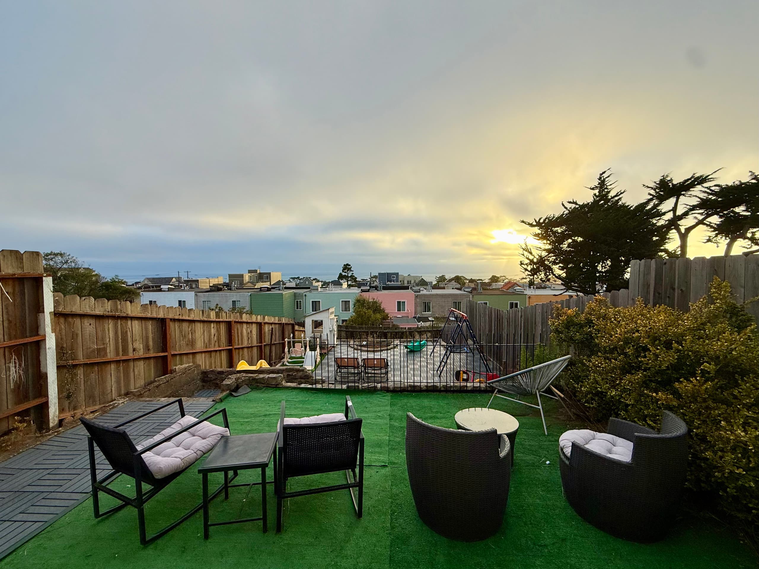 Cozy SF Escape with Ocean Views - Image 17