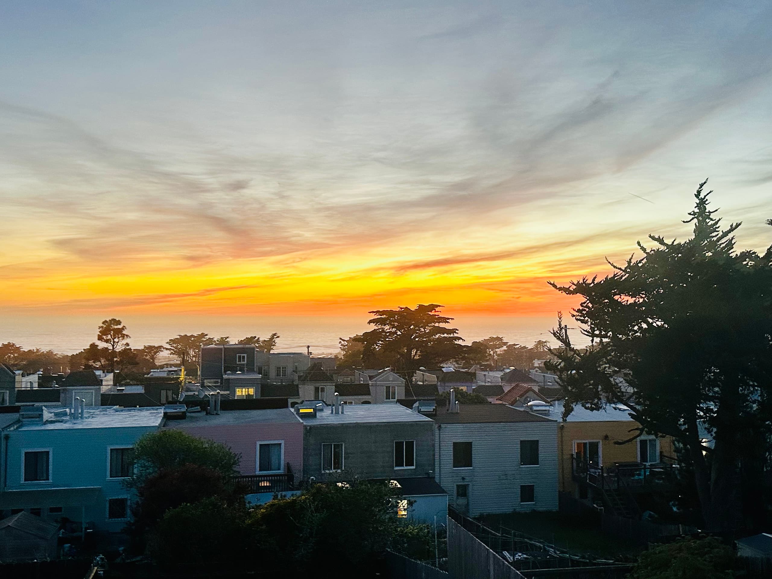 Cozy SF Escape with Ocean Views - Image 16