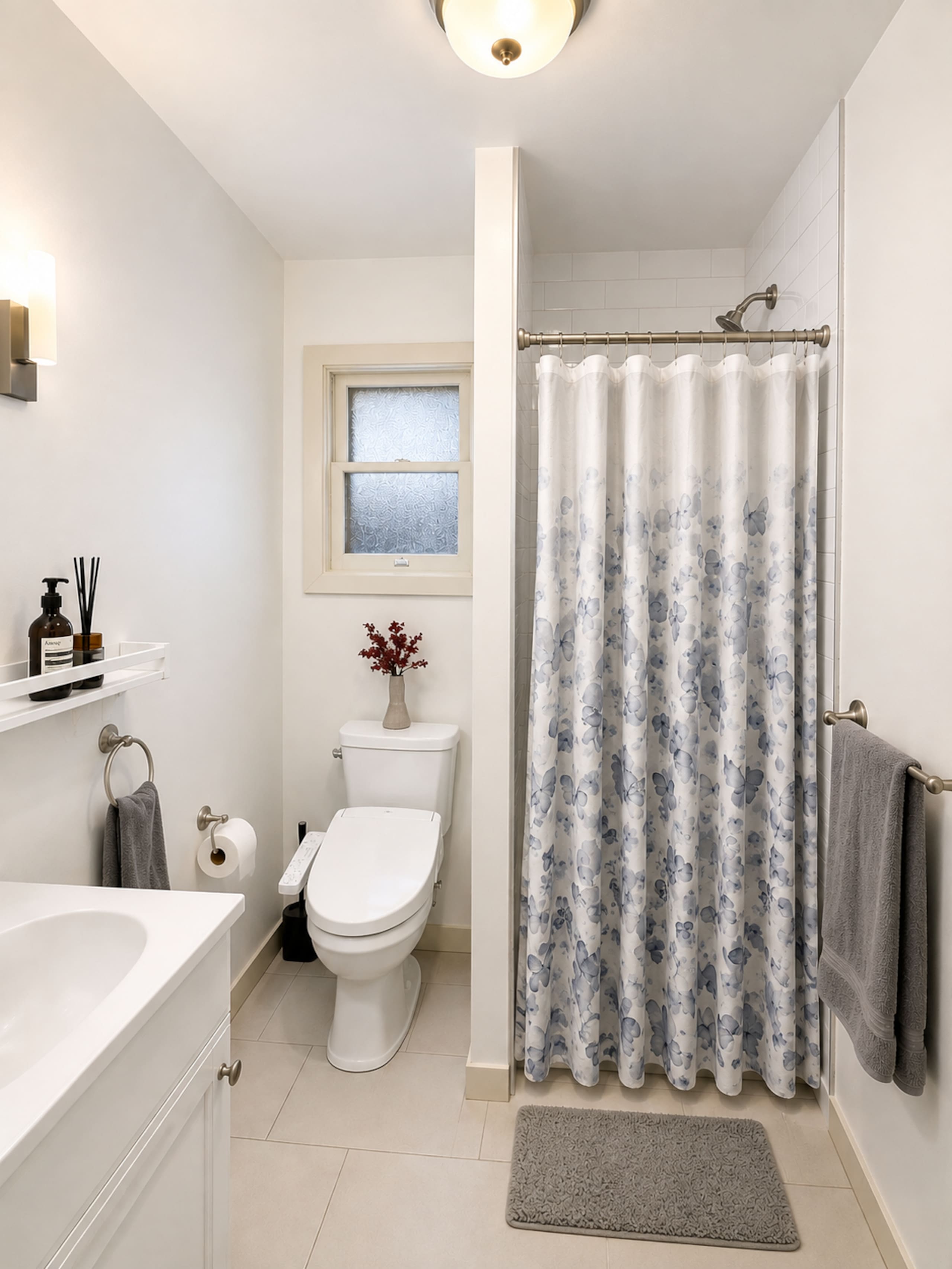 Cozy SF Escape with Ocean Views - Image 8