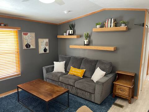 Charming Mobile Haven Quiet/Cozy