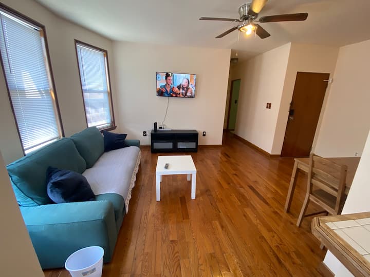 Sunny Two Bedrooms Apt House - Bayonne, NJ
