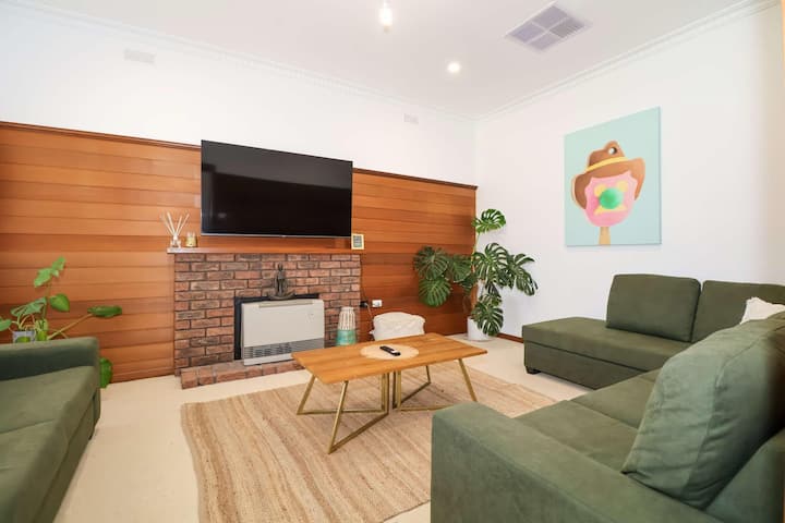 Living room 2
