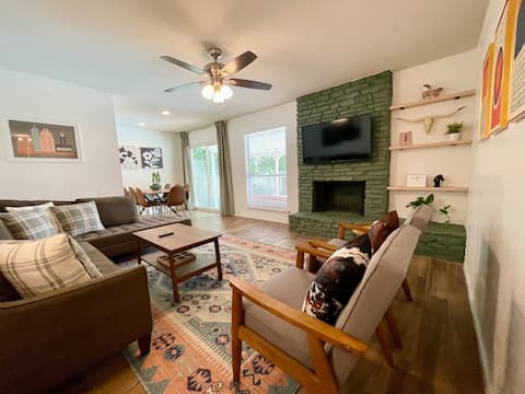 Successful Airbnb property: CactusCove-Trendy4BR/3BA w/Pool&Foosball&Firepit! in Franklin Park