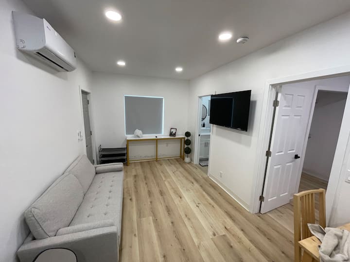 Entire Private Detached Guest House In Anaheim - Anaheim