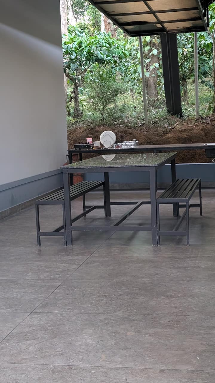 Meghamalhar Premium Cottage. - Wayanad