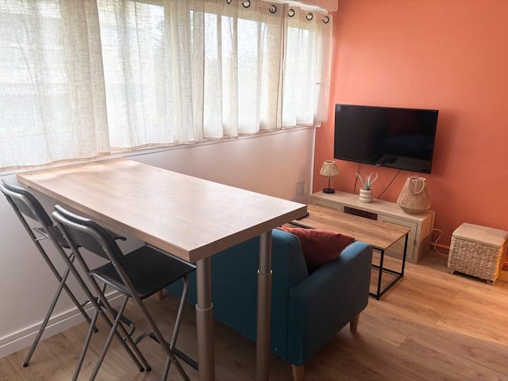 2 Pièces Tout Confort Rer B + Parking - Les Ulis