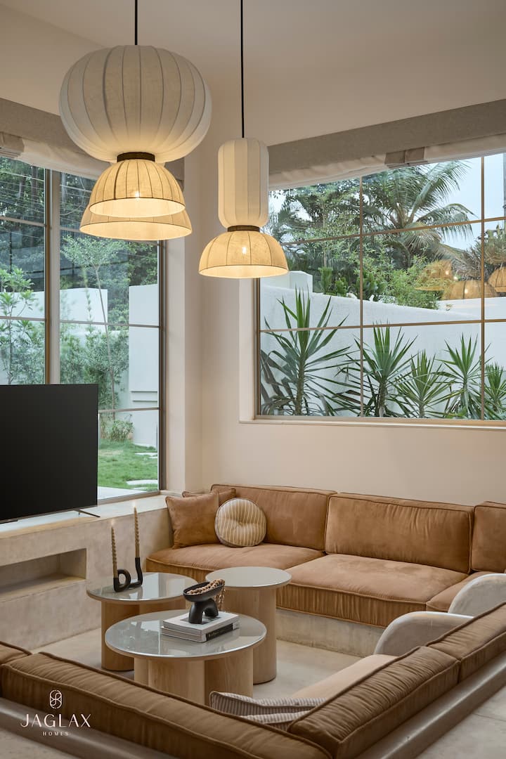 Living room image 3