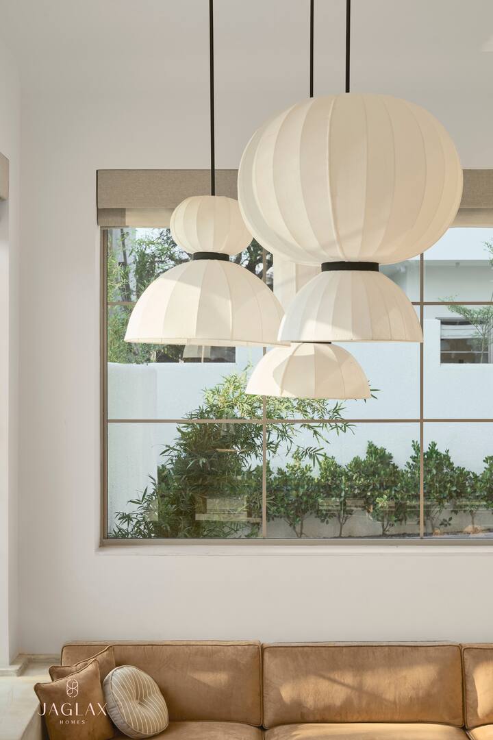 Living room image 12