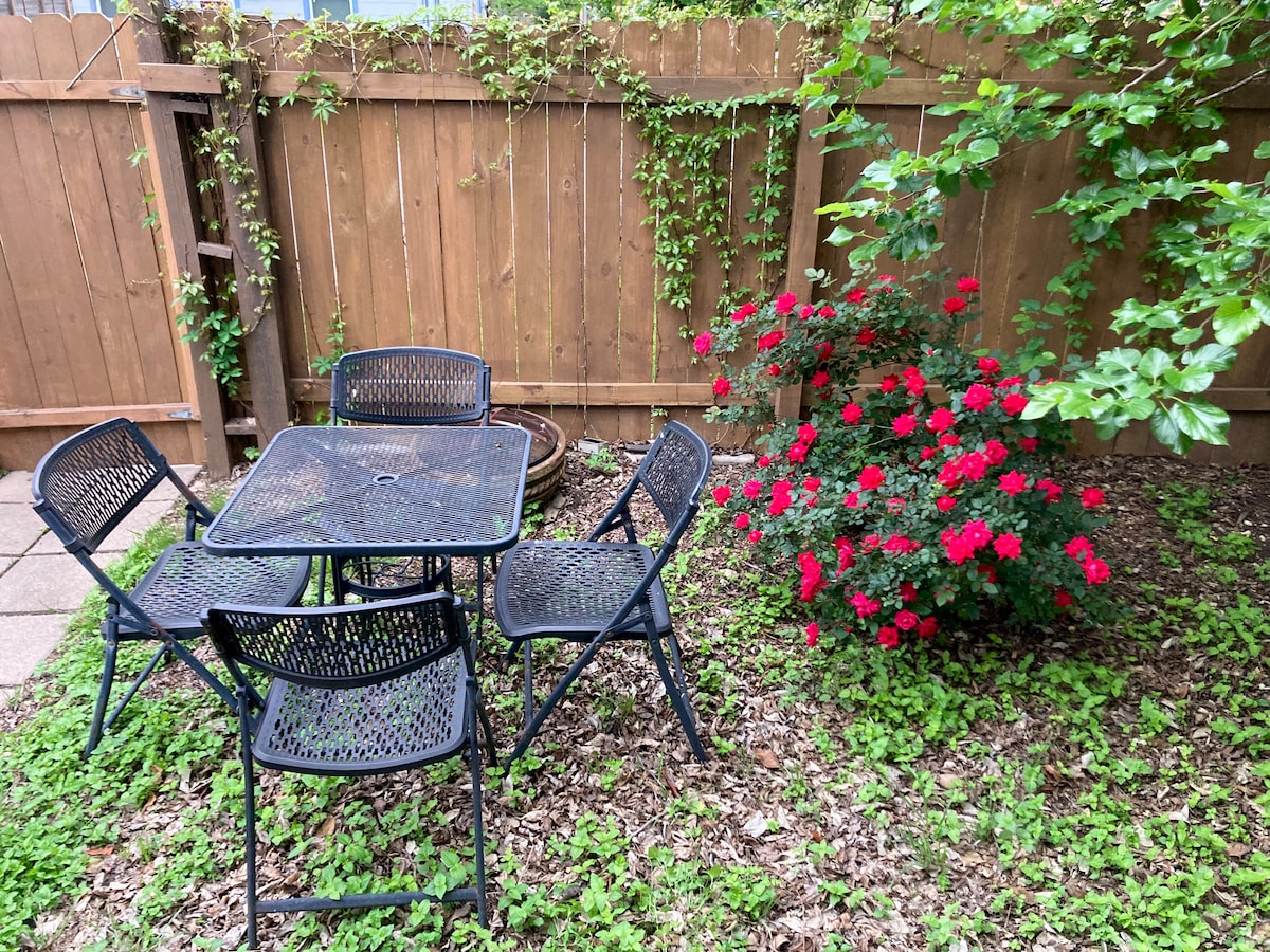 Serene 2BR EcoCottage | free parking | great sleep
