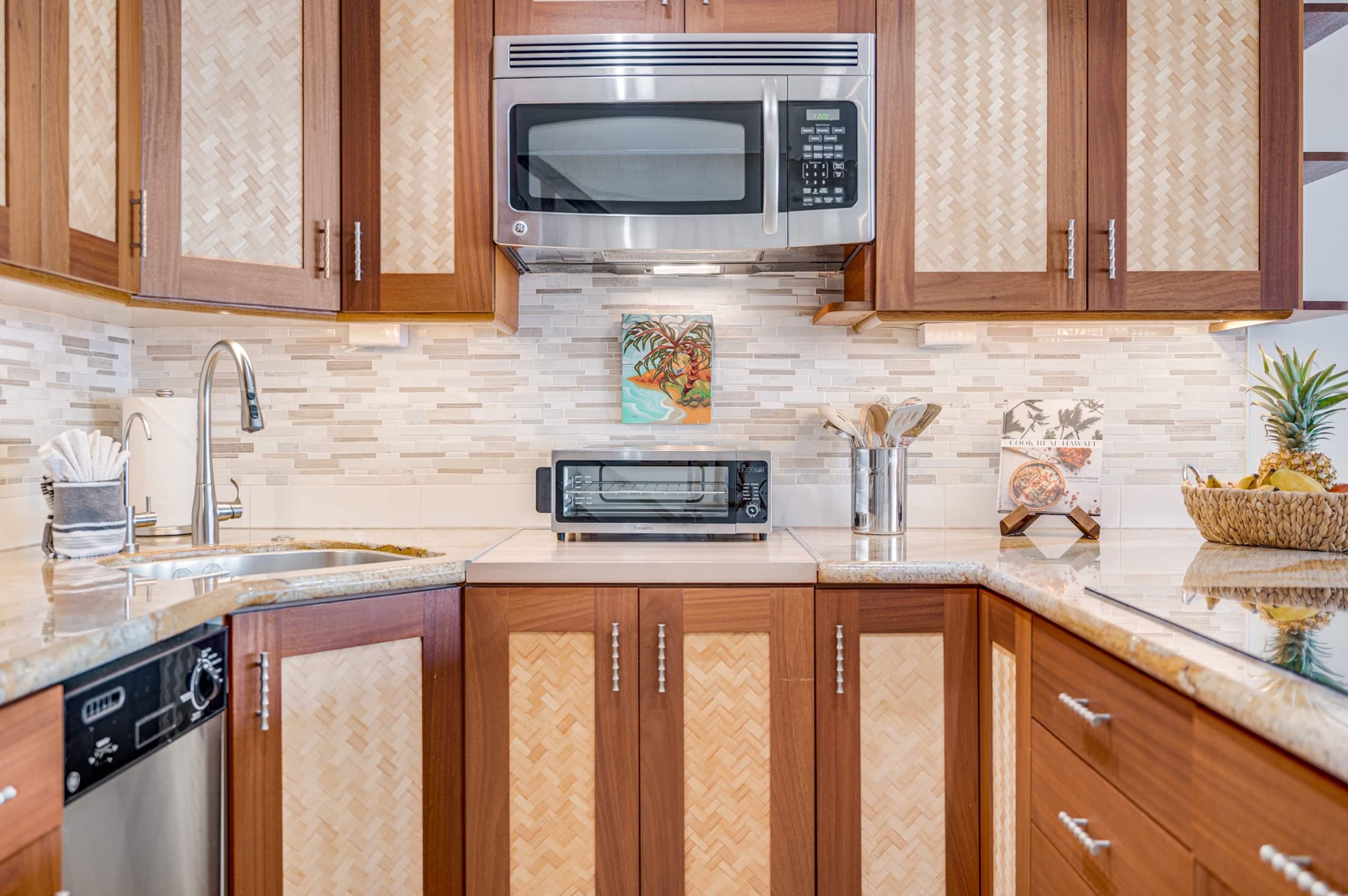 Condo in Wailuku · ★4.98 · 2 bedrooms · 3 beds · 2 baths - Image 9