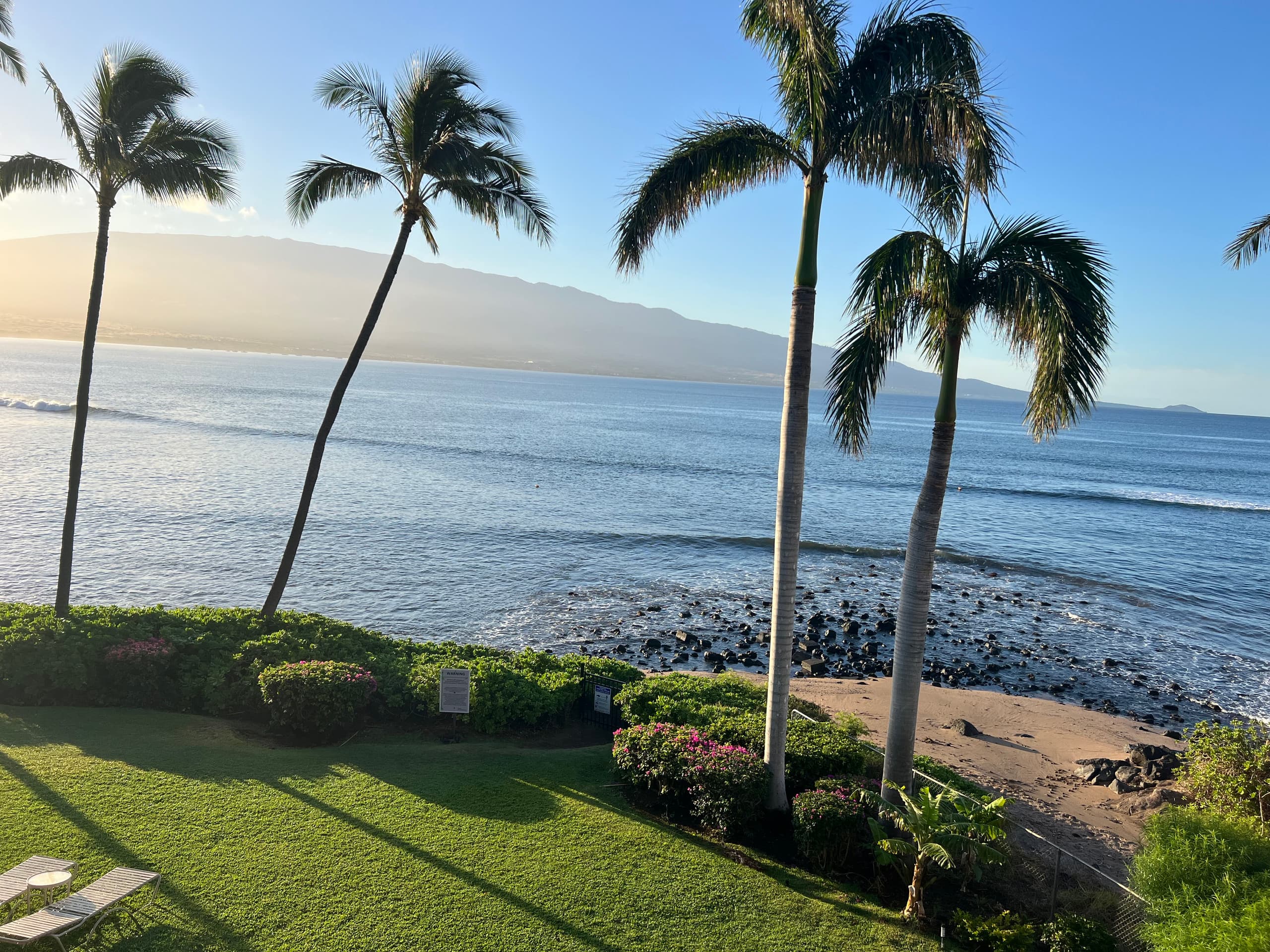 Condo in Wailuku · ★4.98 · 2 bedrooms · 3 beds · 2 baths - Image 76