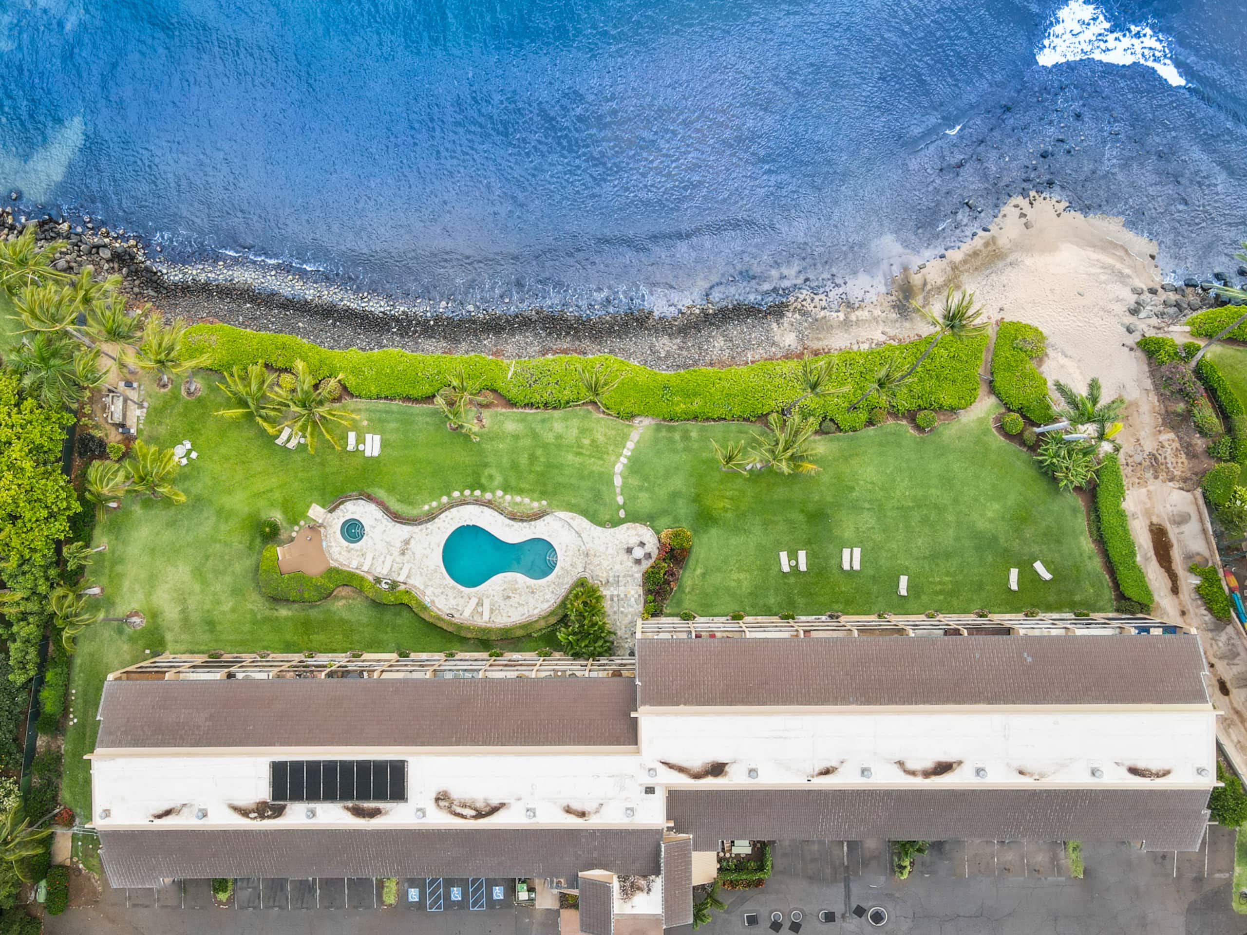 Condo in Wailuku · ★4.98 · 2 bedrooms · 3 beds · 2 baths - Image 55