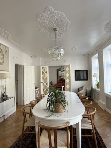 Frederiksberg herskabslejlighed gallery image 2