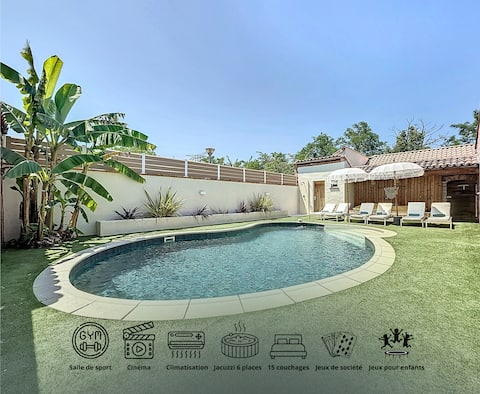 Villa for 15 people • Swimming pool & spa • 5 suites • Air conditioning