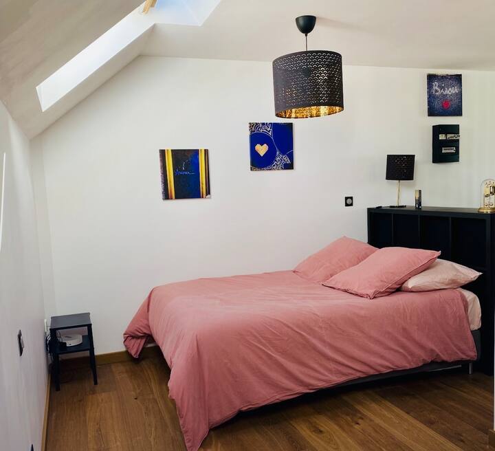 მისაღები ოთახისთვის განკუთვნილი საძინებელი სივრცე