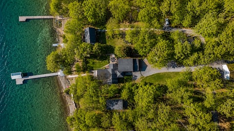 Seneca Wine Trail | Lakefront | Hot Tub | Dock