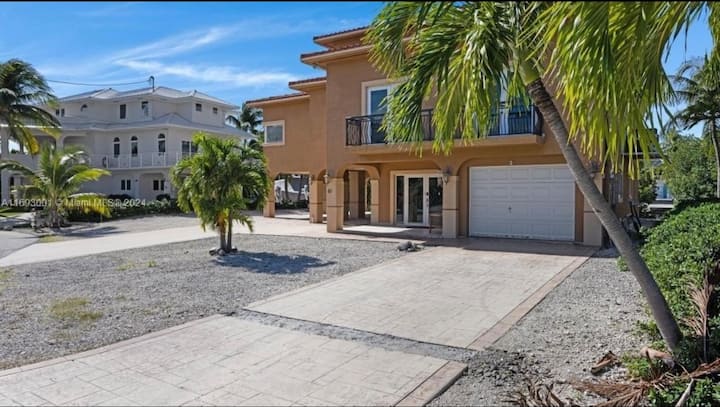 Islamorada Beach House - Islamorada, FL