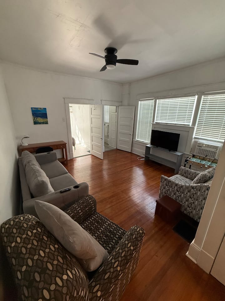 Leftwich St 1br Hideaway | Near Downtown + Tanger - Greensboro, NC