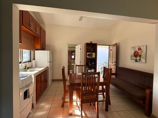 Studio Near Beach | A/C + Great WIFI/Free Parking