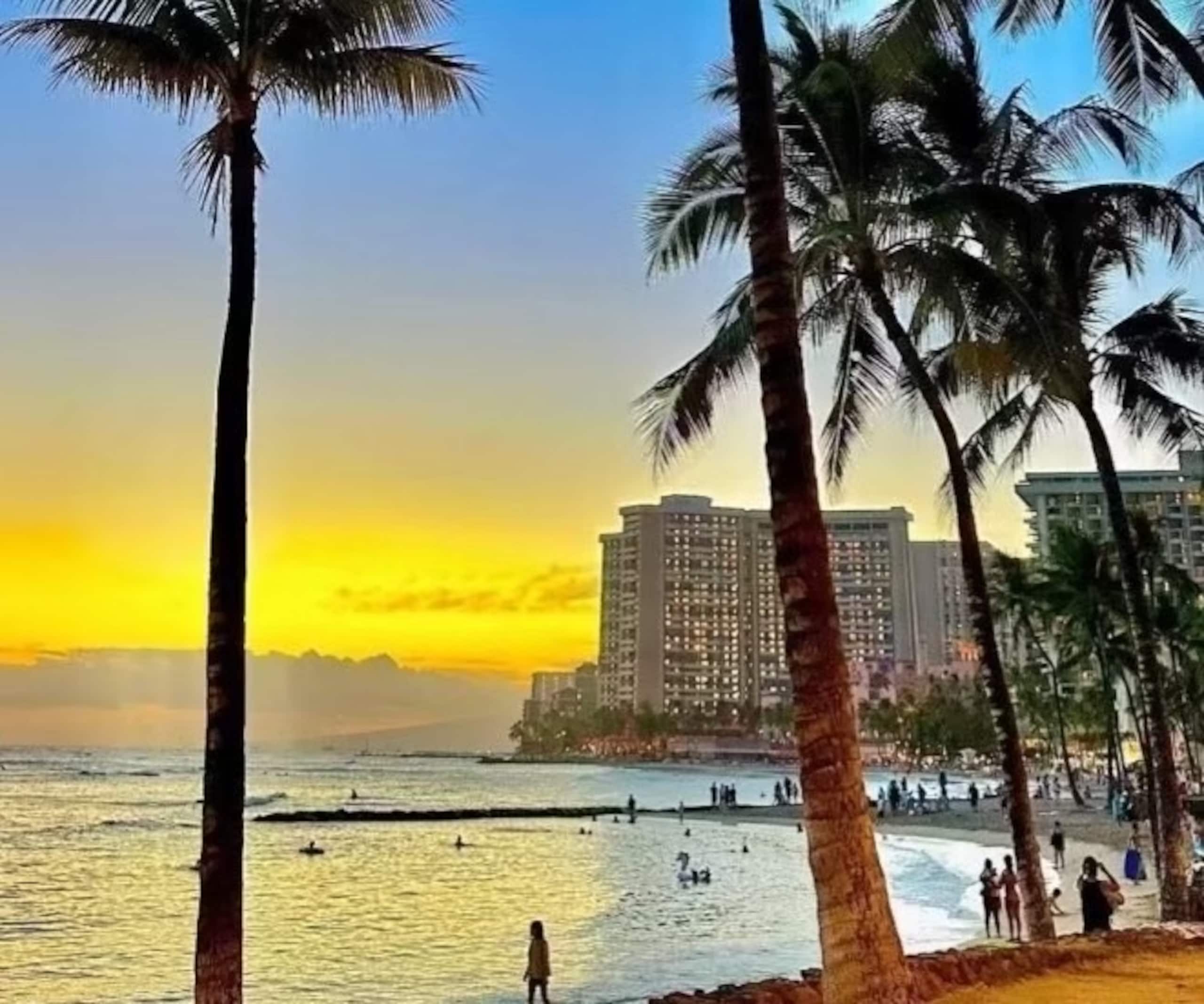 2b1b Waikiki-Beautiful view free Parking  15fl - Image 80