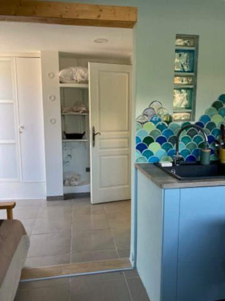 غرفة النوم 1