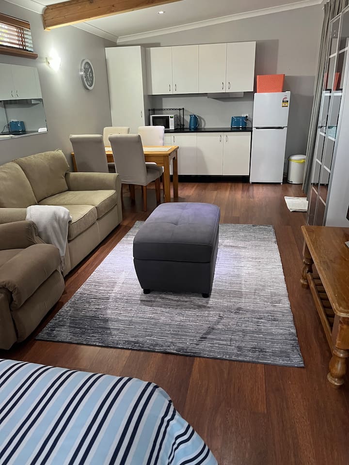 Ac 1bed Studio Non Smokers Only - Rockingham