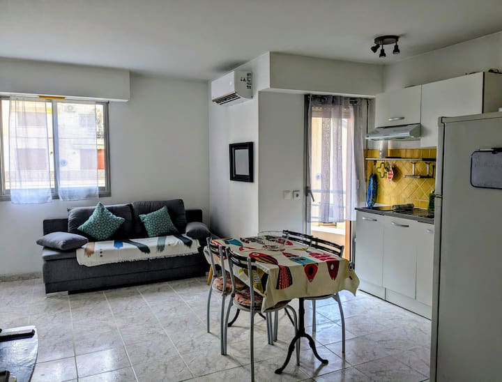 Appartement Calme Proche De La Mer Parking Et Clim - Nizza